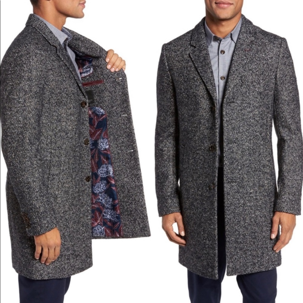 Ted Baker boucle-knit herringbone mens topcoat, size 5